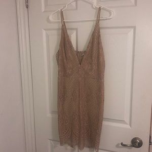Large tobi lace dress